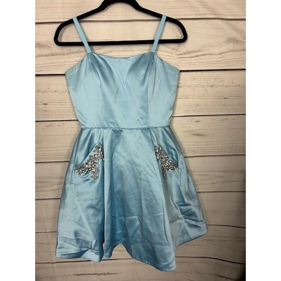 Sherri Hill Dresses & Skirts - Sherri Hill Light Blue Satin Embellished Pocket Cocktail Dress Size 6